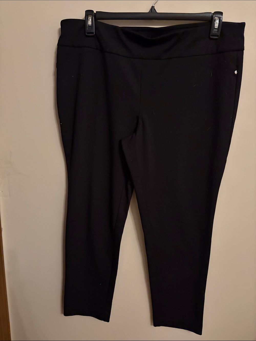 Women's Black Slim Ankle Ponte Pants